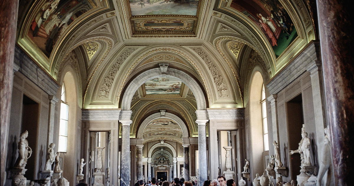American Tourist Smashed 2 Ancient Roman Busts In The Vatican